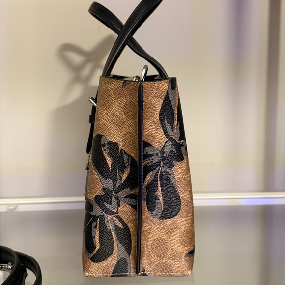 Coach Mollie Bow Tote - Picture 2 of 6
